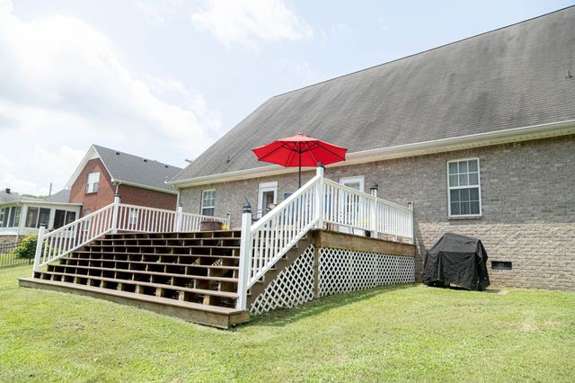 423 Spring Hill Dr, Smyrna, TN 37167
