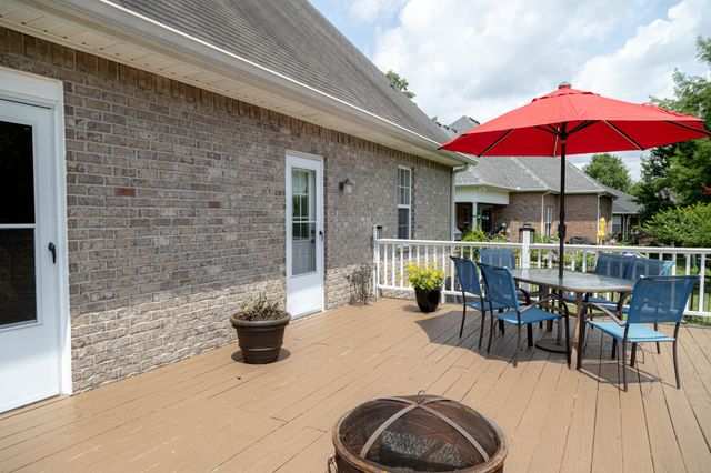 423 Spring Hill Dr, Smyrna, TN 37167