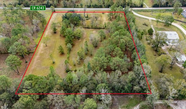 724 County Road 6243, Dayton, TX 77535