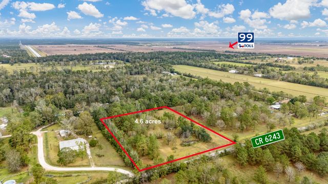 724 County Road 6243, Dayton, TX 77535