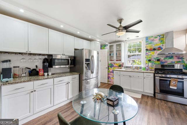 94 E Wood Street, Newnan, GA 30263
