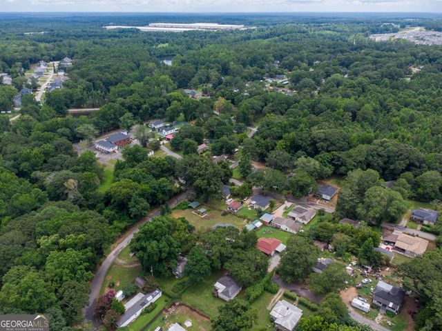 94 E Wood Street, Newnan, GA 30263