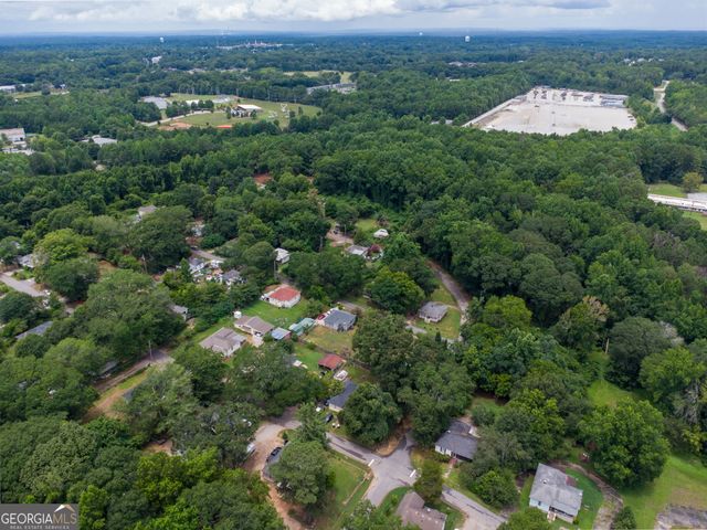 94 E Wood Street, Newnan, GA 30263