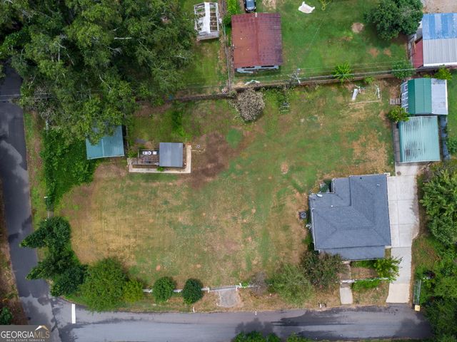 94 E Wood Street, Newnan, GA 30263