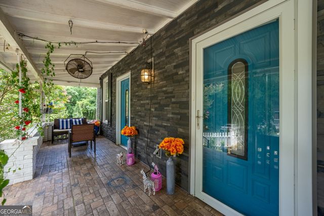 94 E Wood Street, Newnan, GA 30263