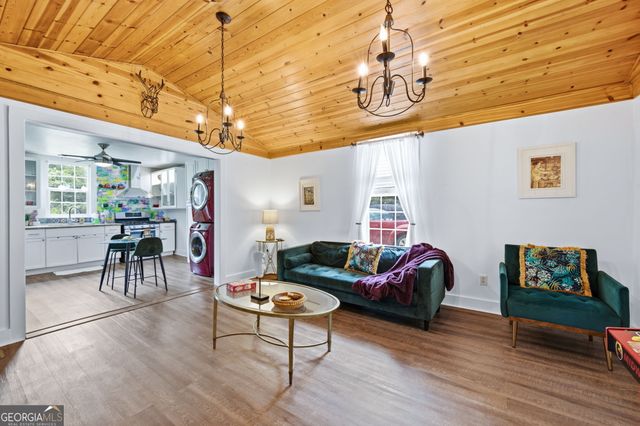 94 E Wood Street, Newnan, GA 30263
