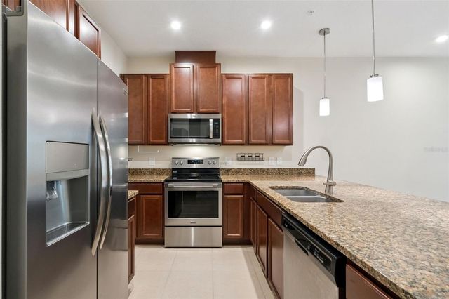 9915 HIGHLAND SKY ALLEY, Orlando, FL 32832