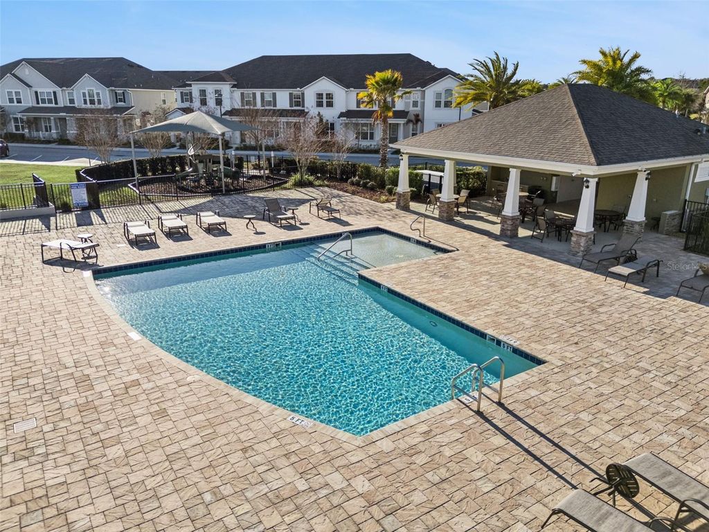 Image 43 of property listing at 9915 HIGHLAND SKY ALLEY, Orlando, FL 32832