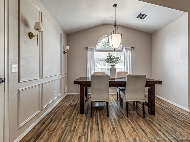 10904 E 123rd Street North, Collinsville, OK 74021