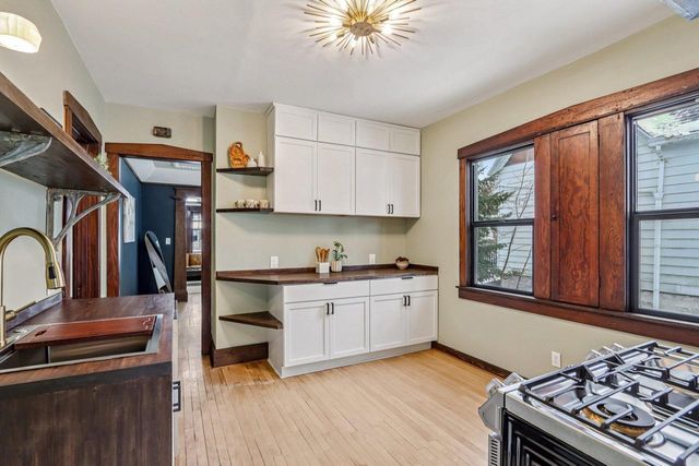 3421 N Fratney STREET, Milwaukee, WI 53212