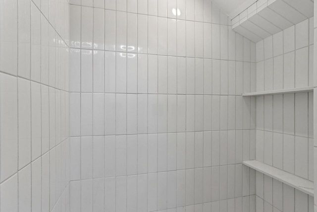 3421 N Fratney STREET, Milwaukee, WI 53212