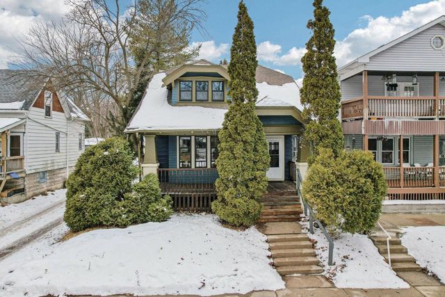 3421 N Fratney STREET, Milwaukee, WI 53212