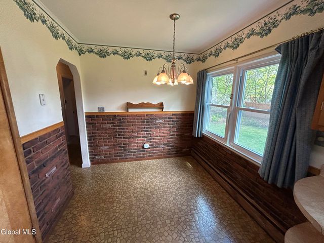 57 7th Avenue, Hudson Falls, NY 12839