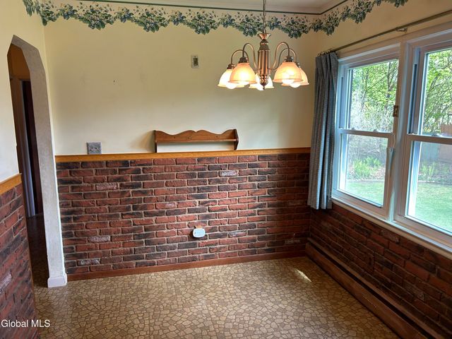 57 7th Avenue, Hudson Falls, NY 12839