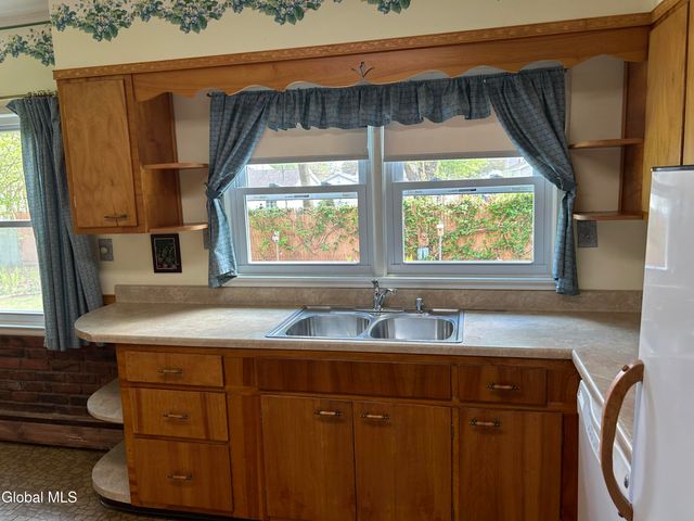 57 7th Avenue, Hudson Falls, NY 12839