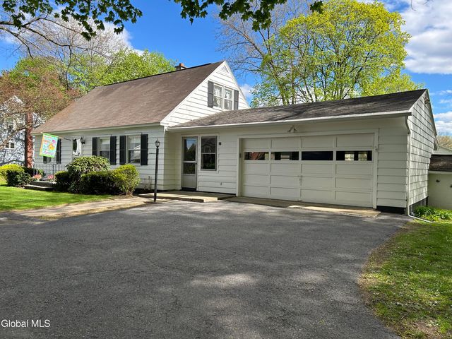57 7th Avenue, Hudson Falls, NY 12839