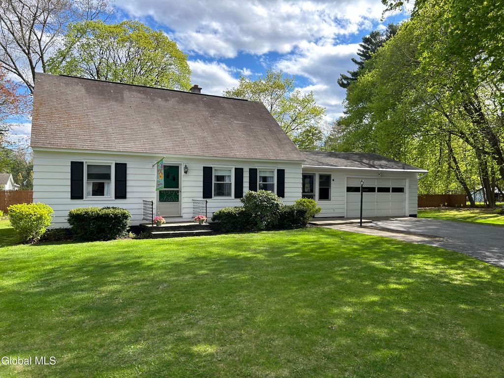 57 7th Avenue, Hudson Falls, NY 12839
