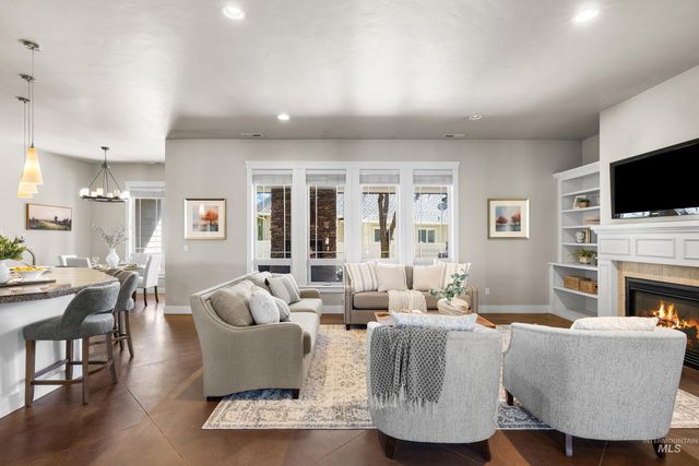 5350 N Brook Mist Place, Boise, ID 83713