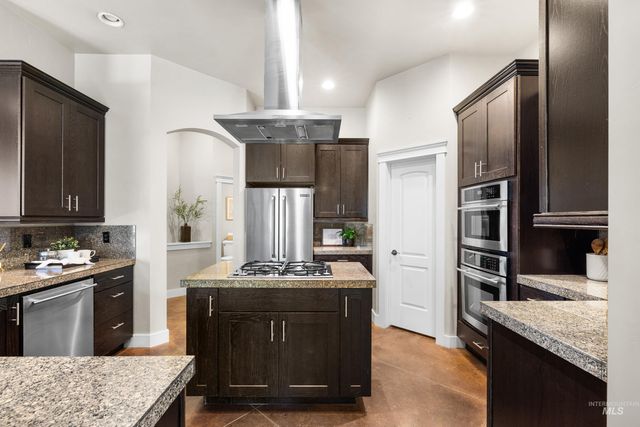 5350 N Brook Mist Place, Boise, ID 83713