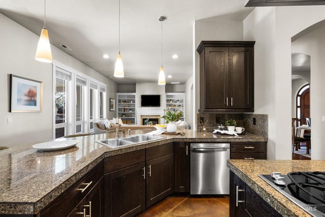 5350 N Brook Mist Place, Boise, ID 83713