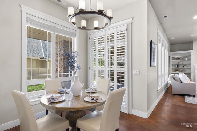 5350 N Brook Mist Place, Boise, ID 83713