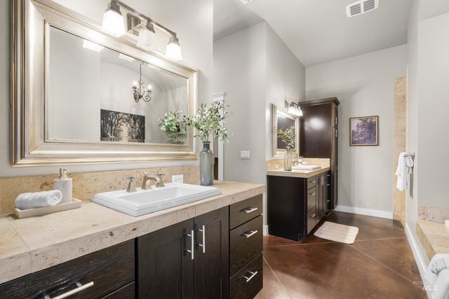 5350 N Brook Mist Place, Boise, ID 83713