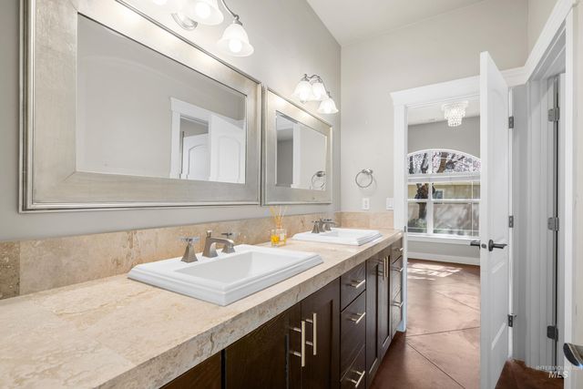 5350 N Brook Mist Place, Boise, ID 83713