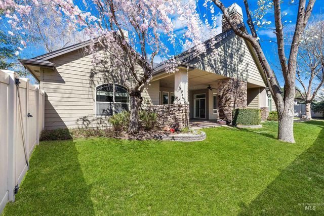 5350 N Brook Mist Place, Boise, ID 83713