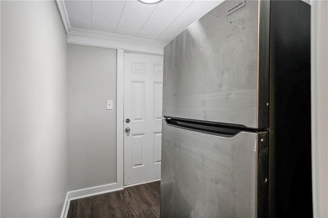 2420 E 42nd Street, Kansas City, MO 64130