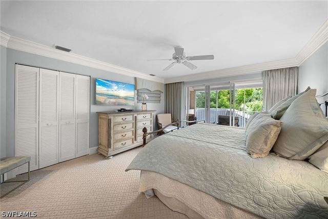 392 Carlton PL 3, Naples, FL 34108