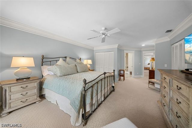 392 Carlton PL 3, Naples, FL 34108