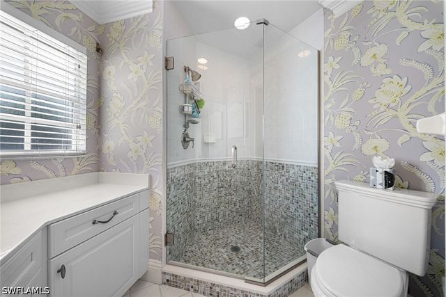 392 Carlton PL 3, Naples, FL 34108