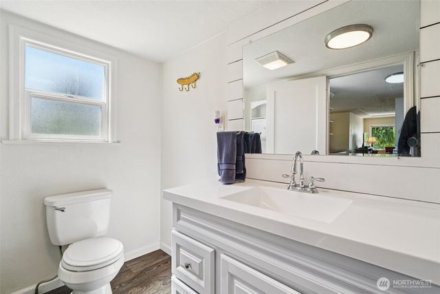 5701 15th Street E, Fife, WA 98424