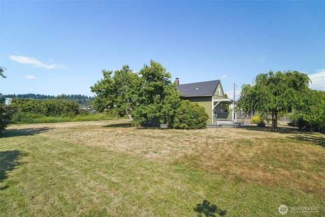 5701 15th Street E, Fife, WA 98424