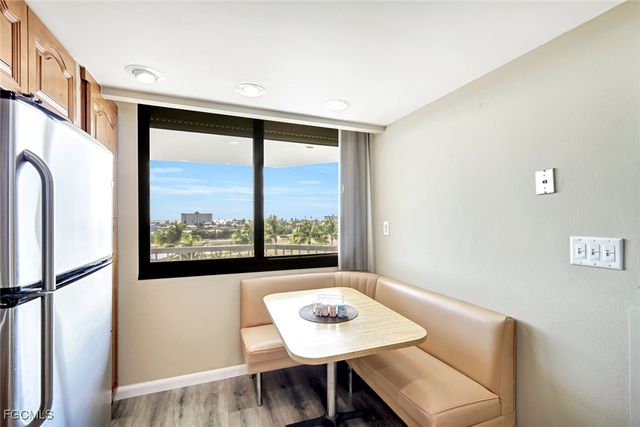 4203 Bay Beach LN 5E, Fort Myers Beach, FL 33931