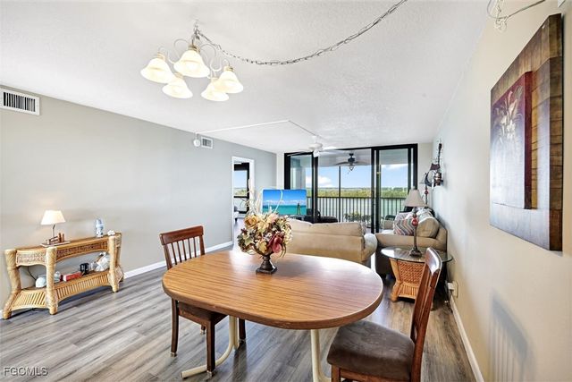 4203 Bay Beach LN 5E, Fort Myers Beach, FL 33931