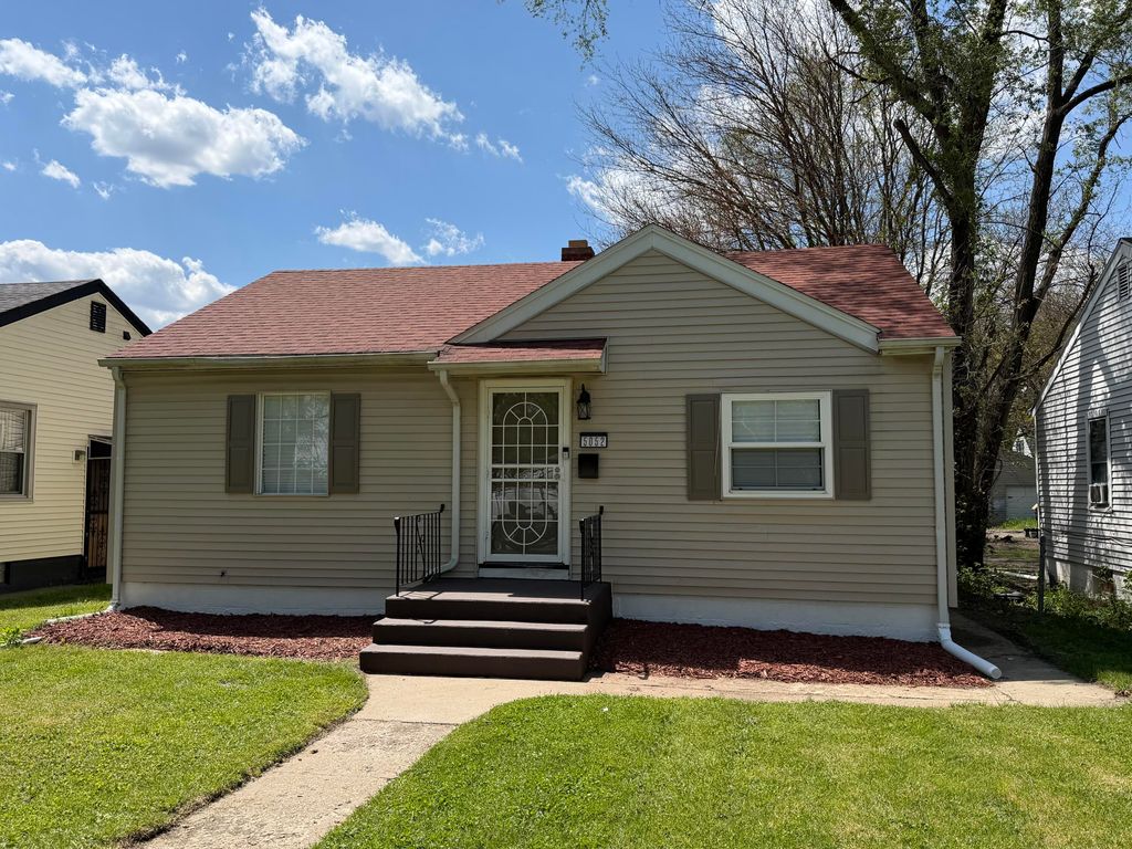 5052 Washington Street, Gary, IN 46408