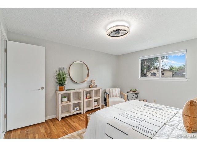 1838 Gay St, Longmont, CO 80501