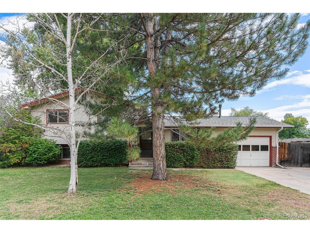 1838 Gay St, Longmont, CO 80501