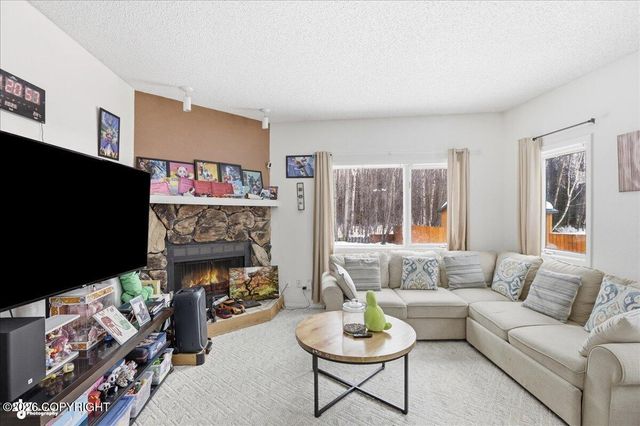 1930 E 72nd Avenue, Anchorage, AK 99507