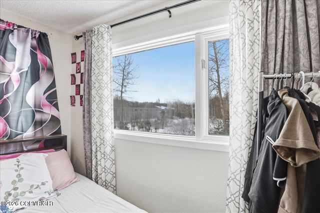 1930 E 72nd Avenue, Anchorage, AK 99507