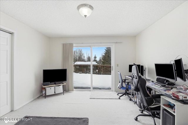 1930 E 72nd Avenue, Anchorage, AK 99507