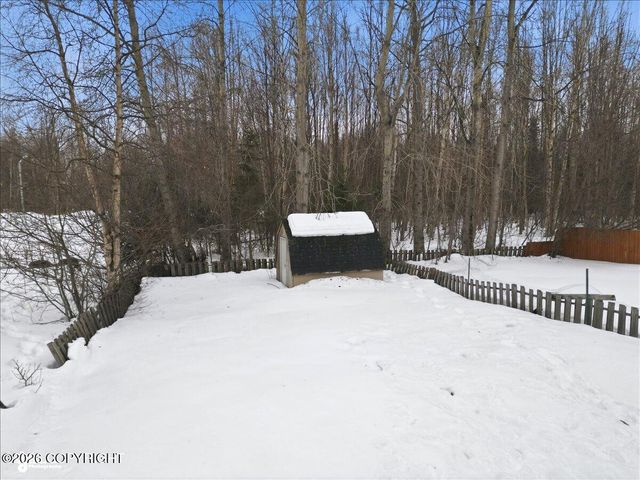1930 E 72nd Avenue, Anchorage, AK 99507