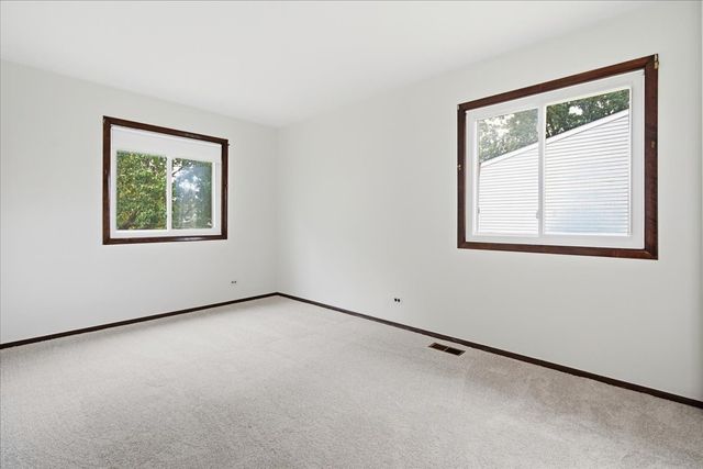 273 Lyons Drive, Bolingbrook, IL 60440