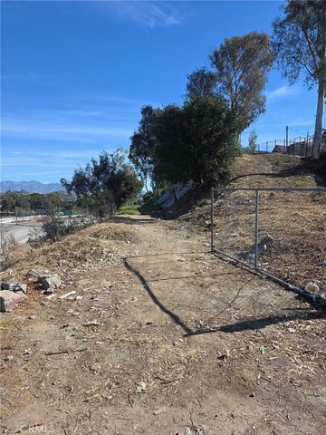 1203 E Cesar E Chavez, Los Angeles, CA 90033