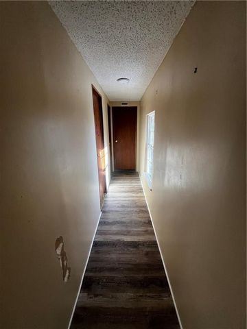 206 Oakridge Drive, Cleveland, GA 30528