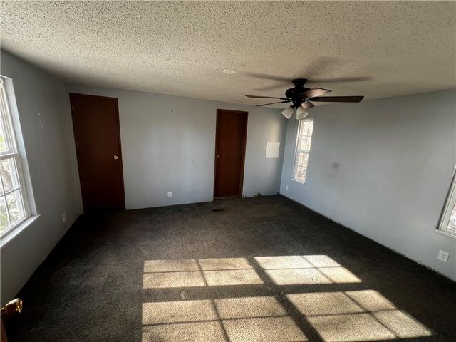 206 Oakridge Drive, Cleveland, GA 30528