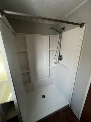 206 Oakridge Drive, Cleveland, GA 30528