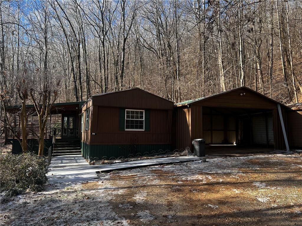 206 Oakridge Drive, Cleveland, GA 30528