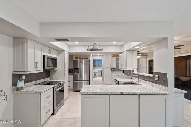 13226 W POMEGRANATE Drive, Sun City West, AZ 85375